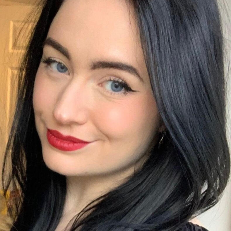 Jess headshot