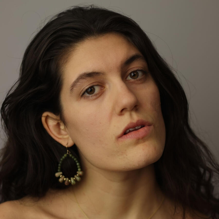 Taya headshot