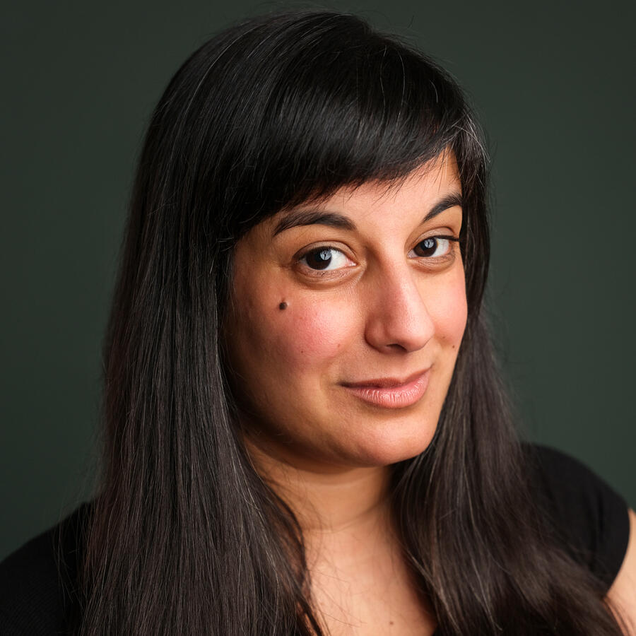 Michelle Headshot