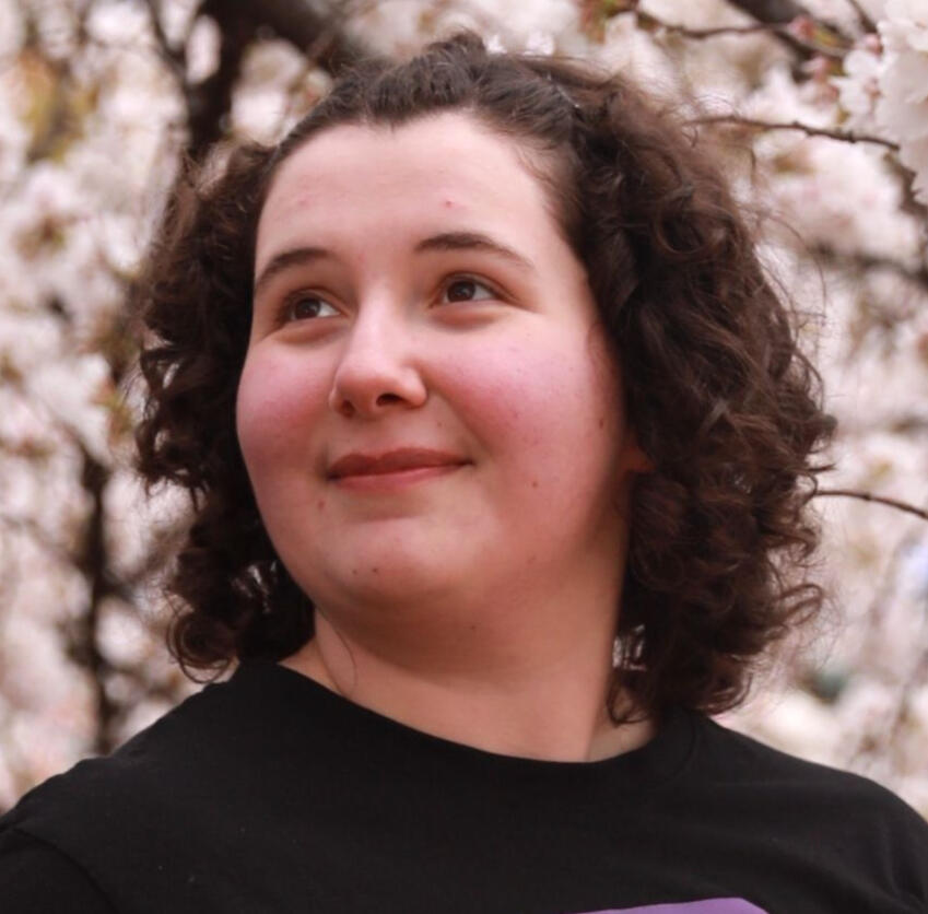 Aoife Headshot