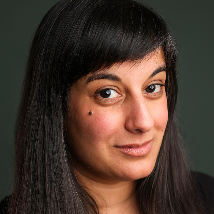 Michelle Headshot